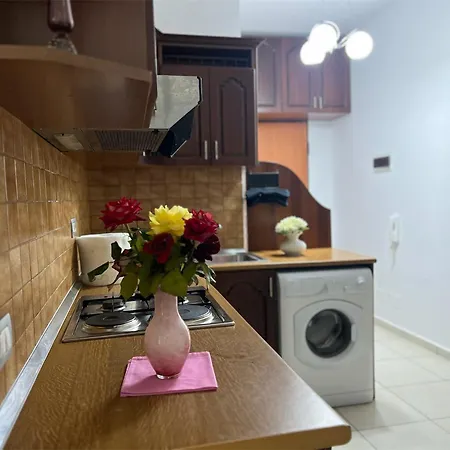 شقة Sea-view Apartament,kompleksi Fishta